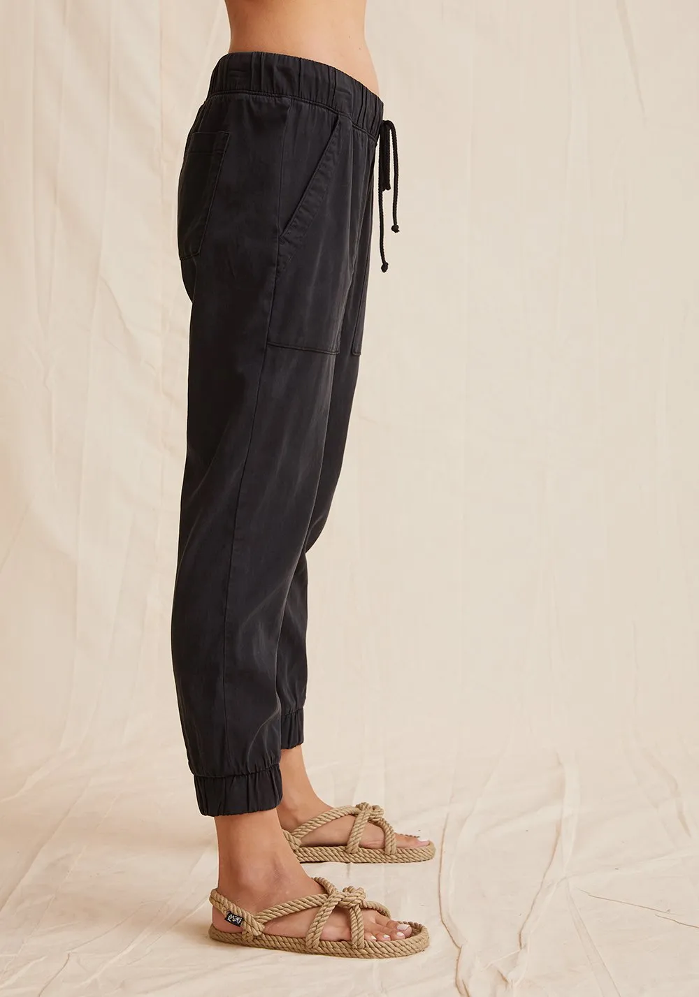Bella Dahl Pocket Jogger