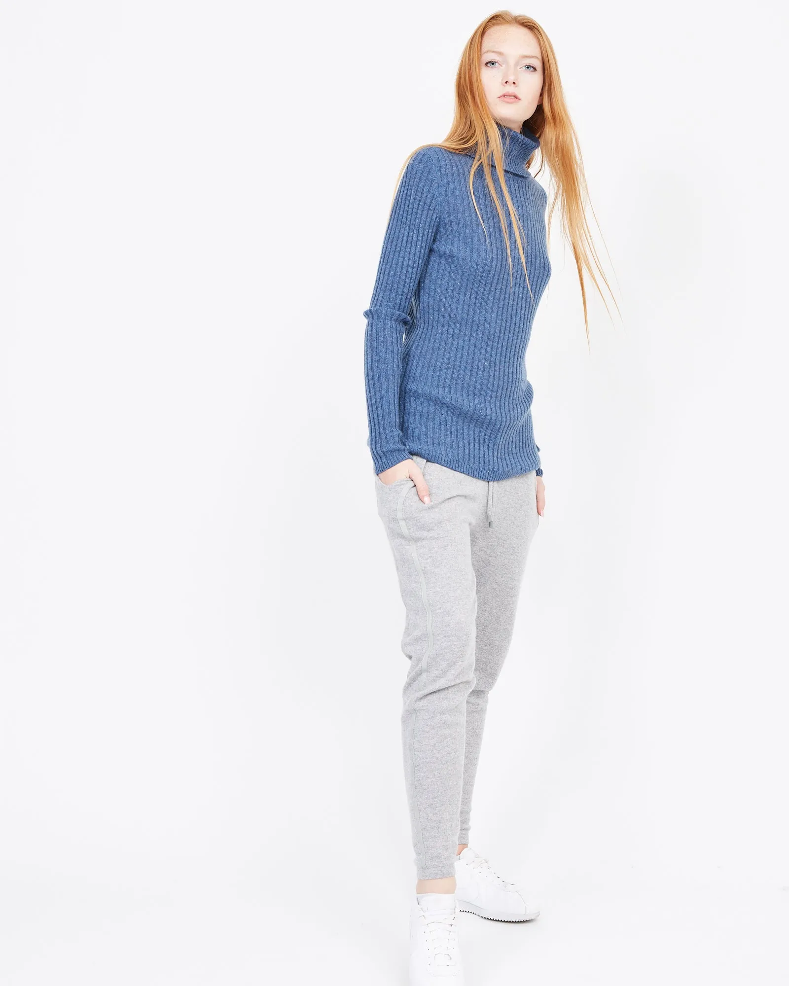 Cashmere Ribbed Turtle Neck