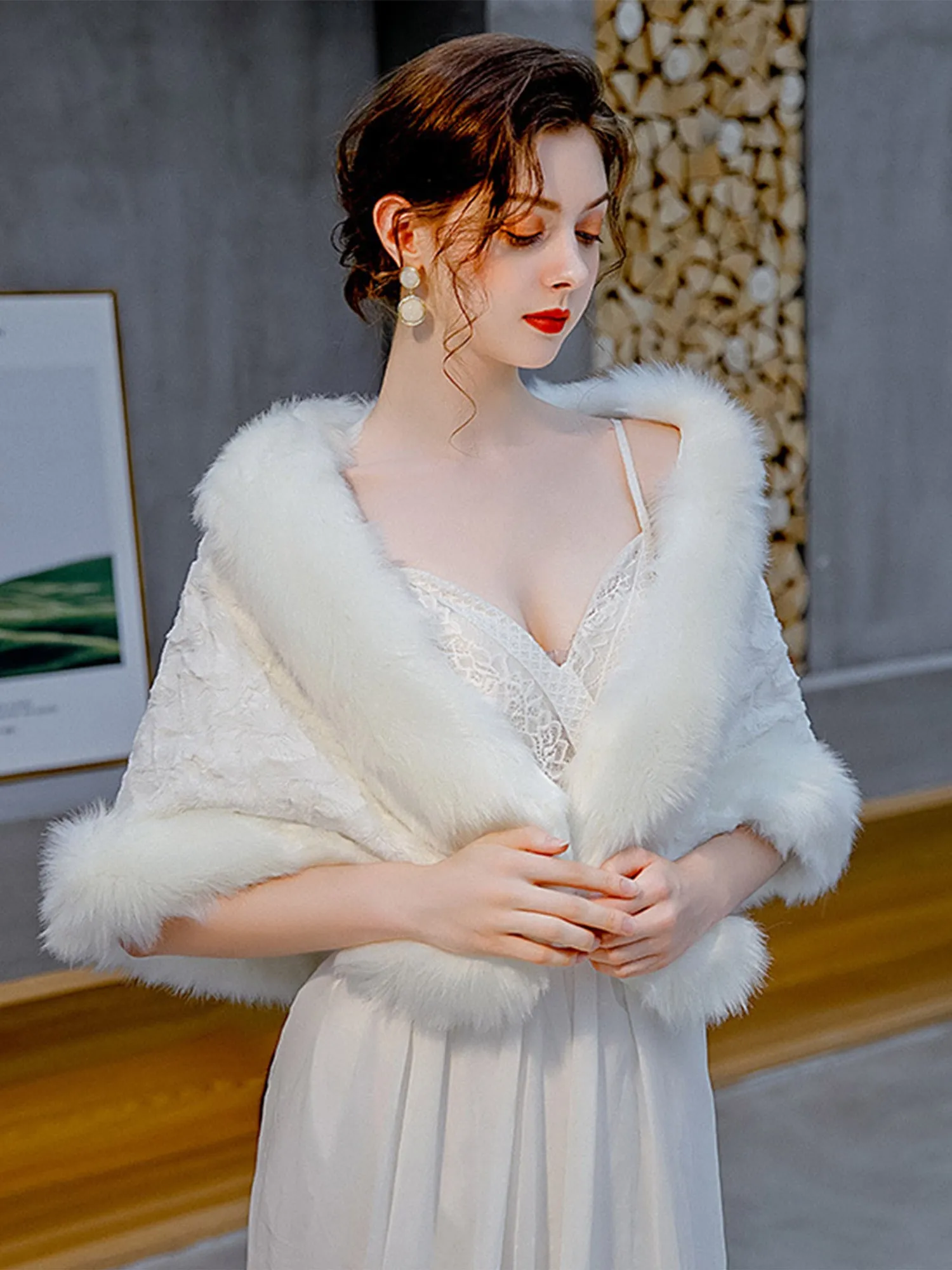Faux Fur Bridal Wedding Fashion Shawl