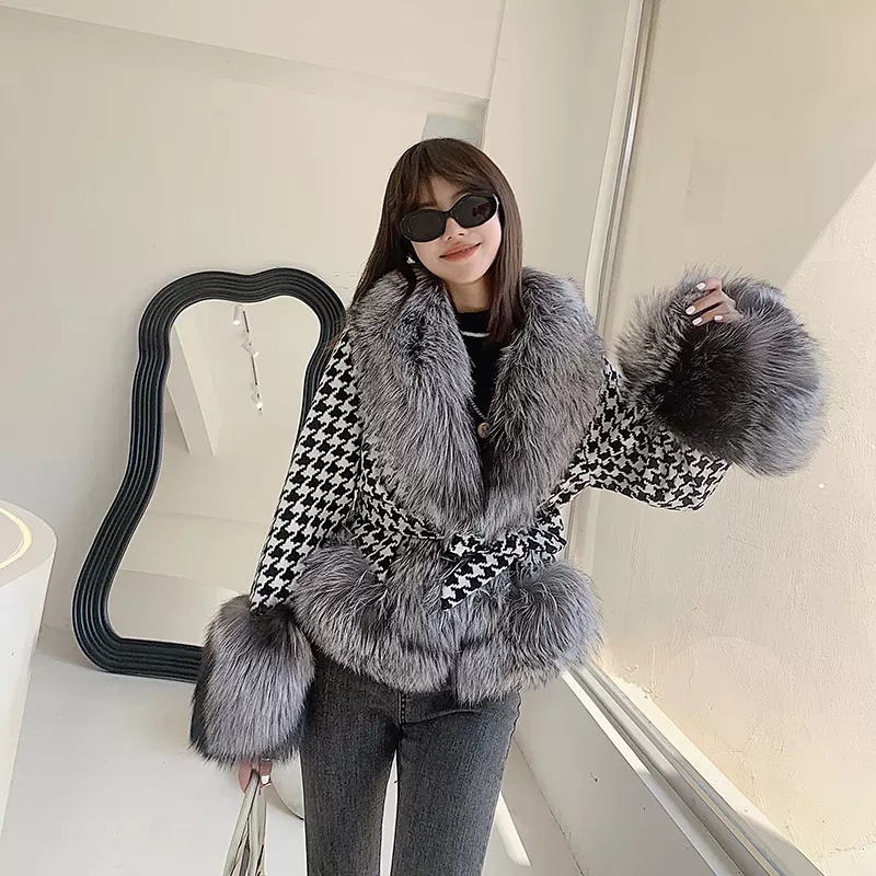 Houndstooth Poncho