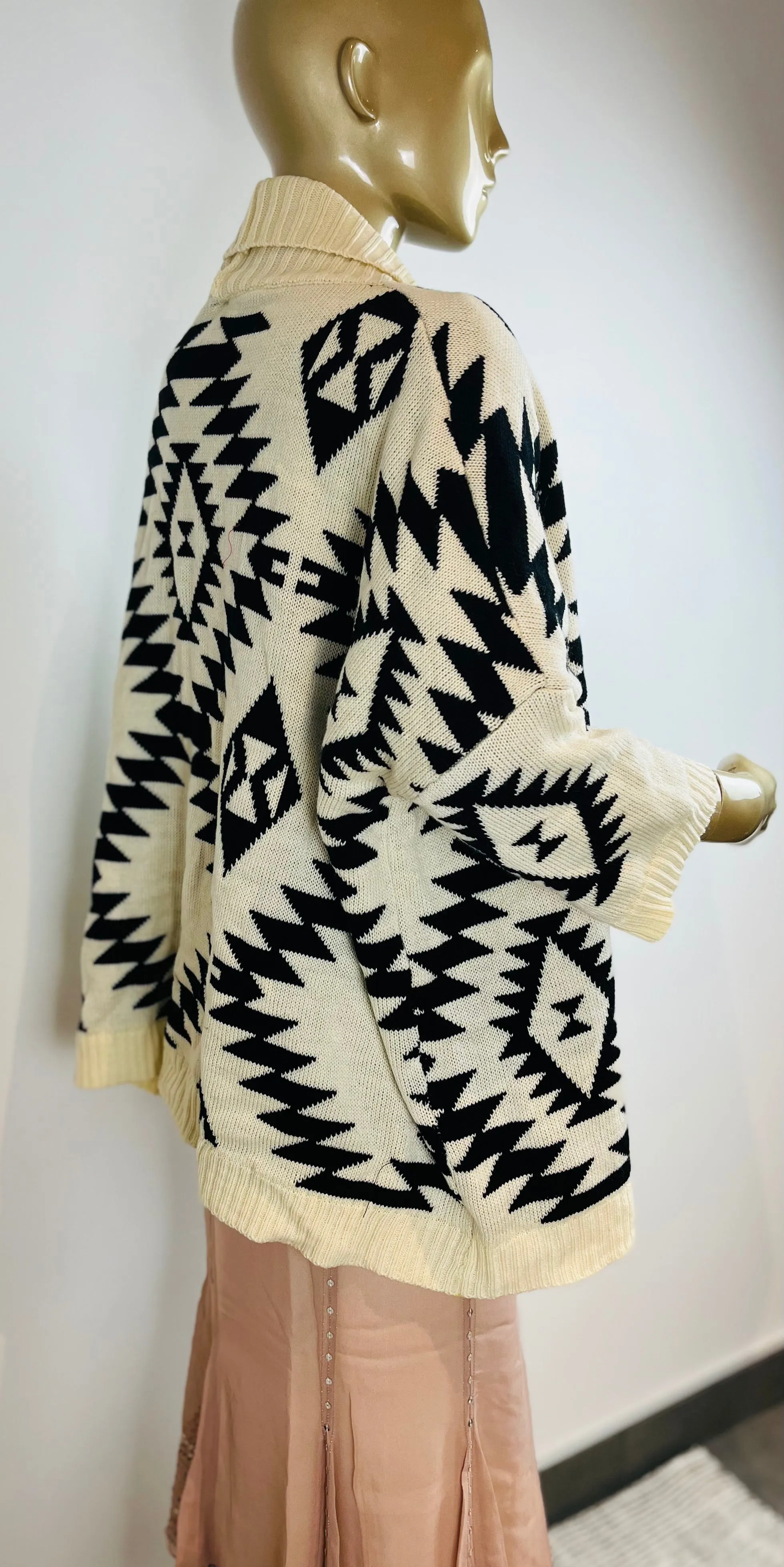 JOY03SS on sale $10