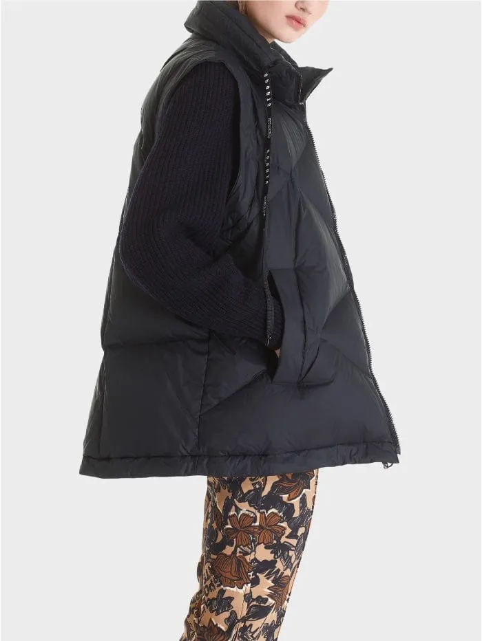 Marc Cain Sports T Quilted Navy Down Jacket with Detachable Sleeves TS 12.05 W05 COL 395