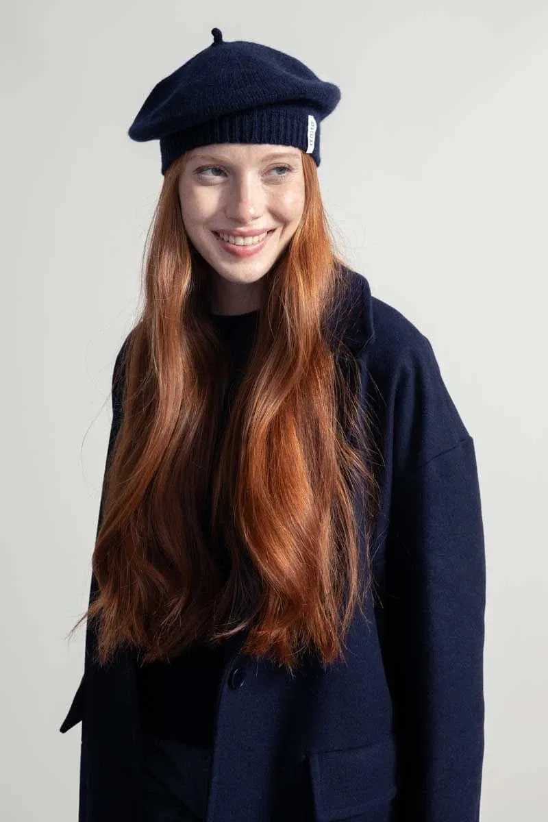 Nicole Beret Navy