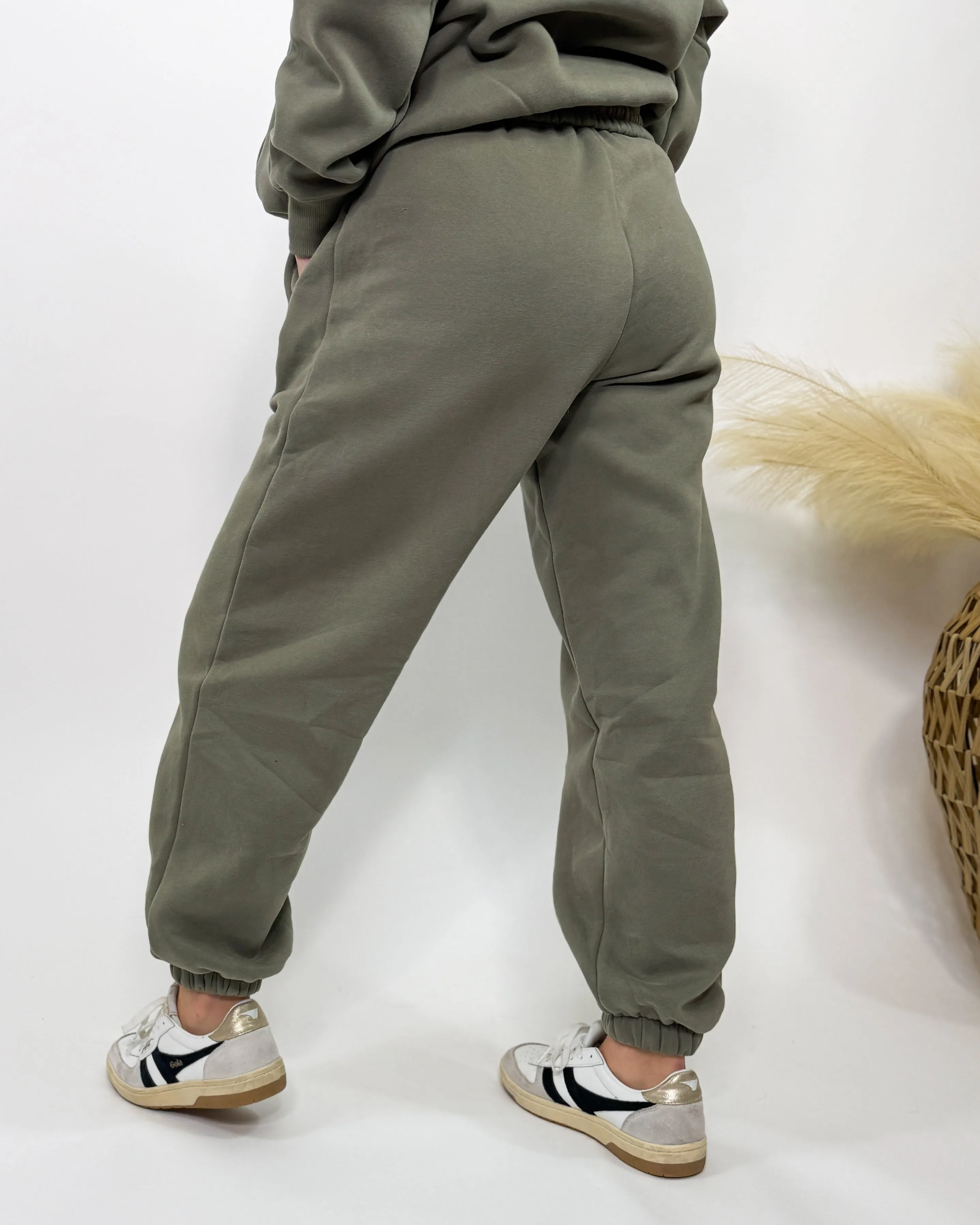 Olive Green Fleece-Lined Luxury Lounge Bmaes Joggers with Pockets