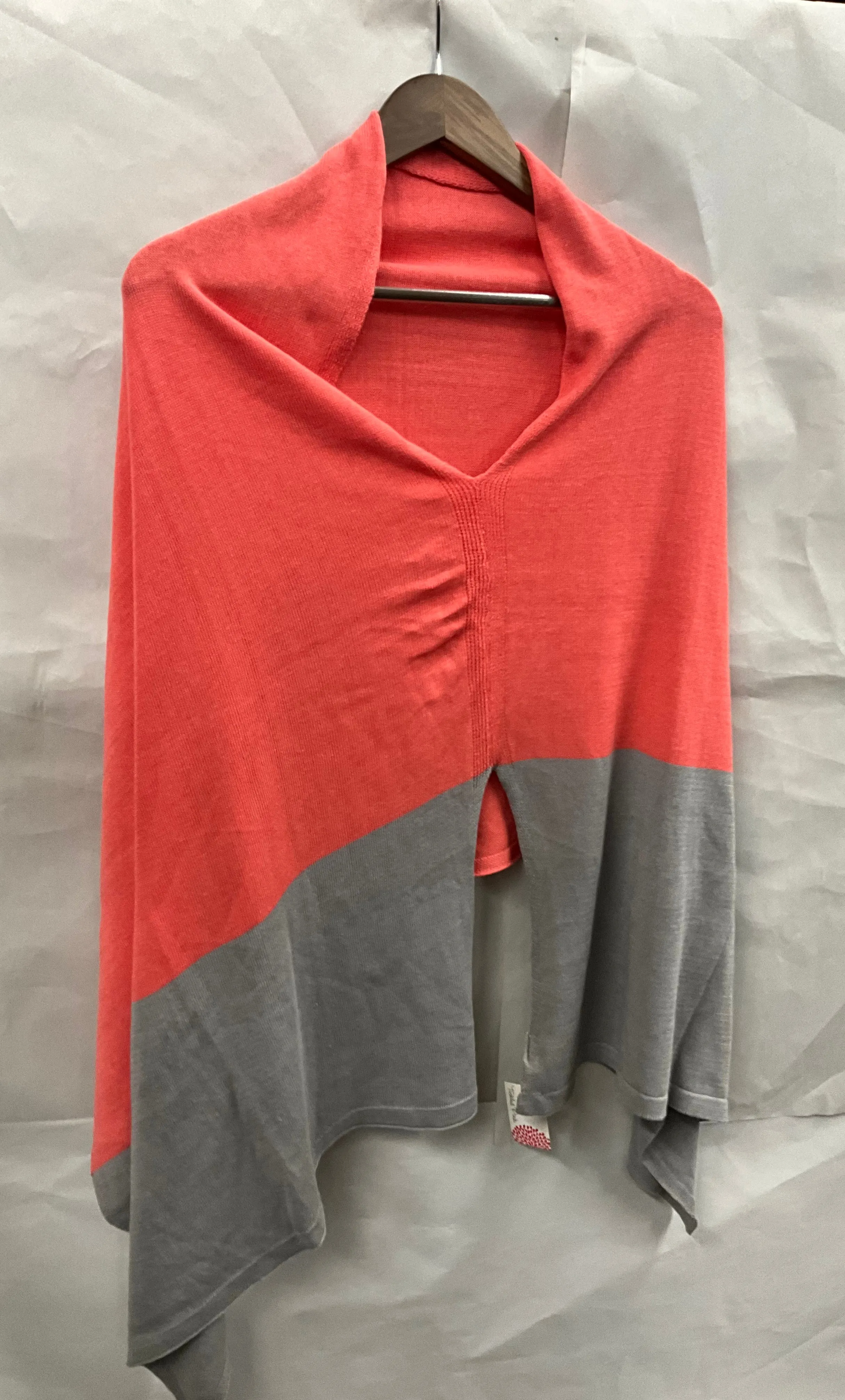 Poncho/Shawl