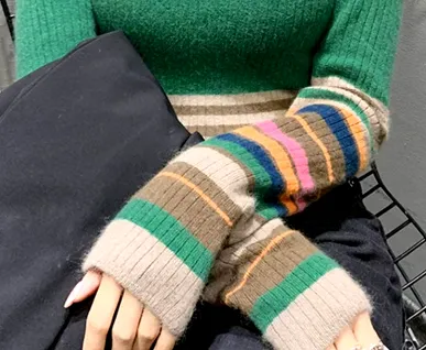 RETRO STRIPE POOR BOY TURTLENECK SWEATER